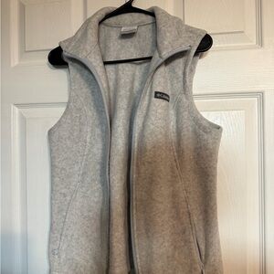 Columbia Light Gray Fleece Vest